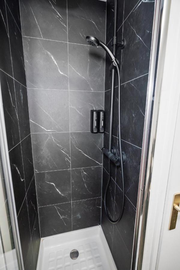 La Suite "Black Hood" Maubeuge Zewnętrze zdjęcie